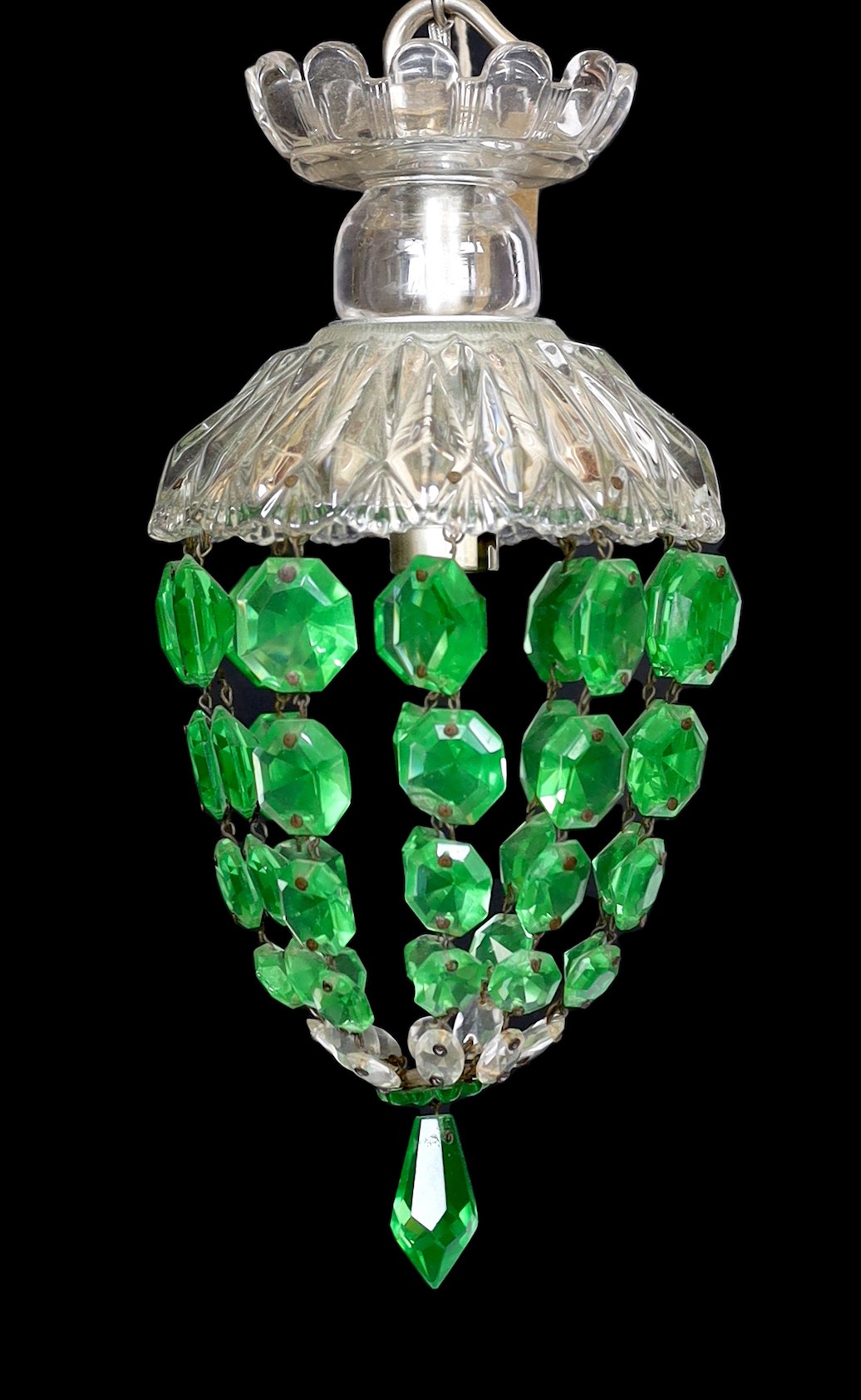 A small 1930s clear and green glass bag shaped light fitting and a brass mounted four tier fitting, drop 27cm and 20cm.